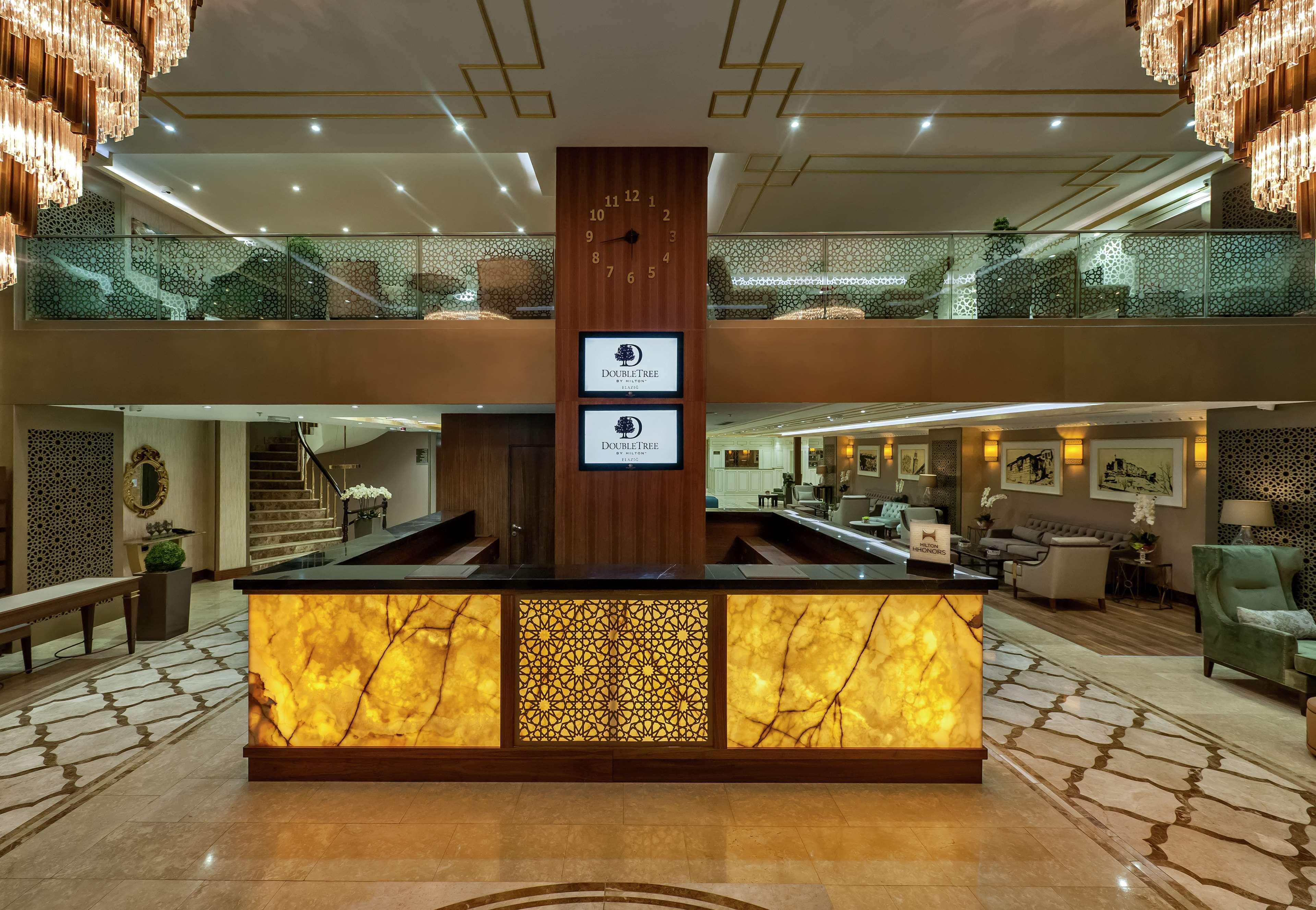 Doubletree By Hilton Elazig Hotel Kültér fotó