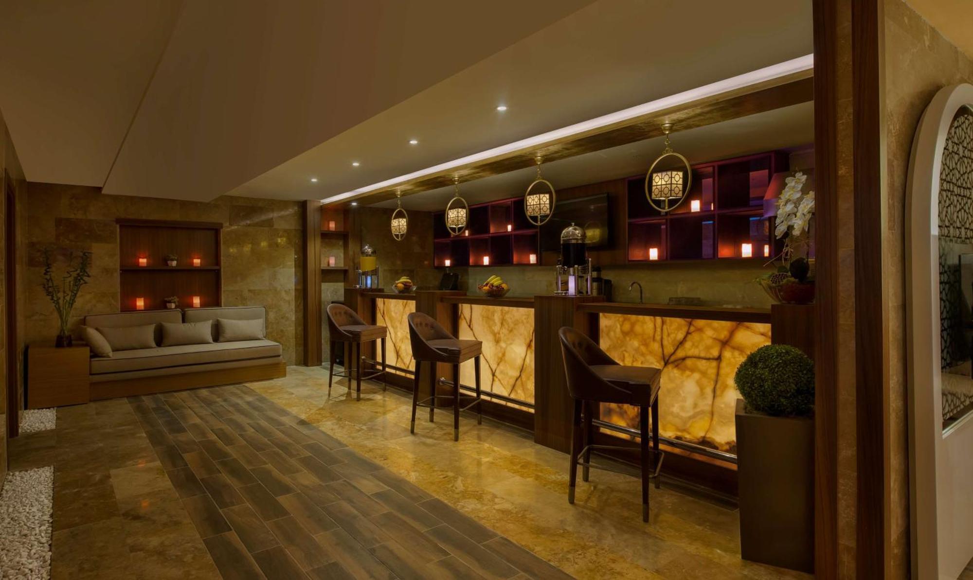 Doubletree By Hilton Elazig Hotel Kültér fotó