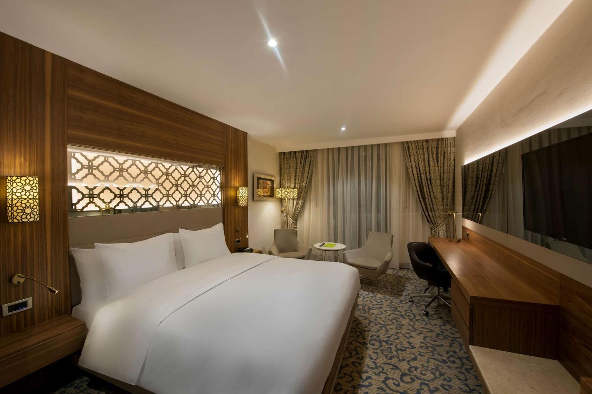 Doubletree By Hilton Elazig Hotel Kültér fotó