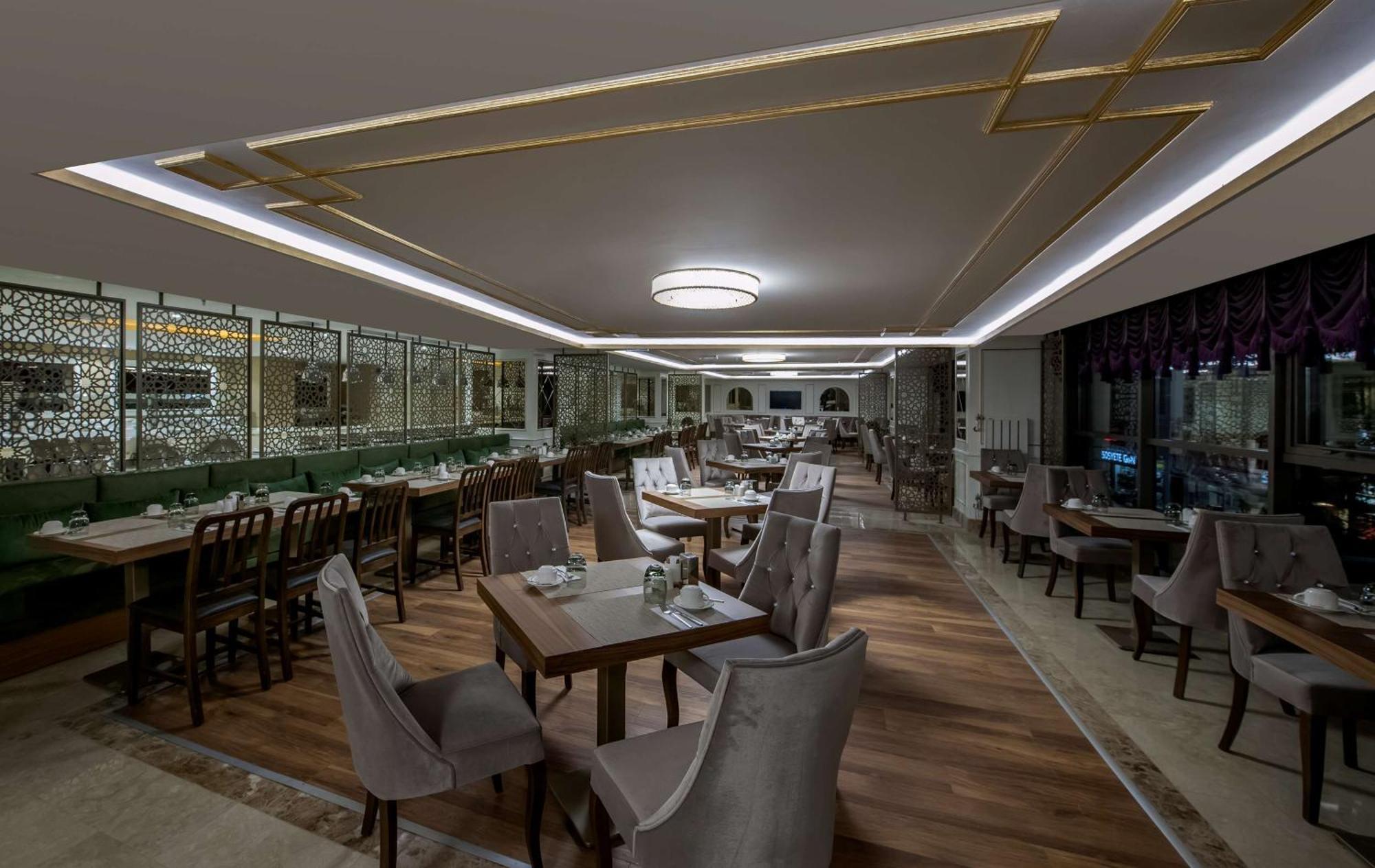 Doubletree By Hilton Elazig Hotel Kültér fotó